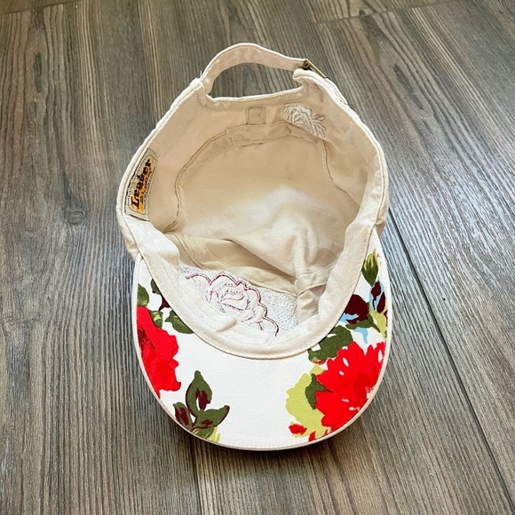 Floral Embroidered Cap - Picture 6 of 9